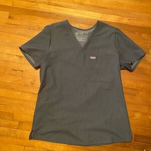 Figs Catarina scrub top